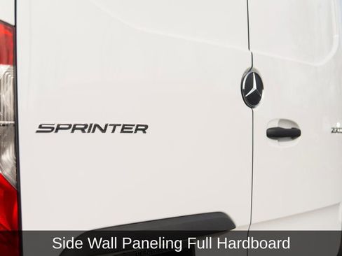 Used 2025 Mercedes-Benz Sprinter 2500 image 19