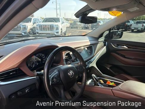 Used 2021 Buick Enclave Avenir w/ Avenir Technology Package AWD/4WD image 19