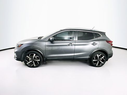 Used 2022 Nissan Rogue Sport SL w/ Premium Package image 4