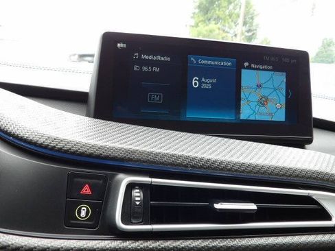 Used 2019 BMW i8 Roadster AWD/4WD image 37