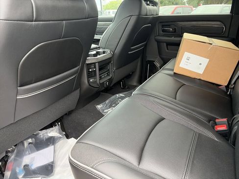 New 2026 RAM 2500 Limited AWD/4WD image 31