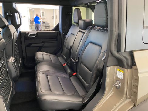 New 2026 Ford Bronco Badlands AWD/4WD image 9