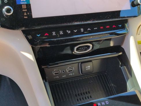 New 2026 Jeep Grand Cherokee Limited image 17