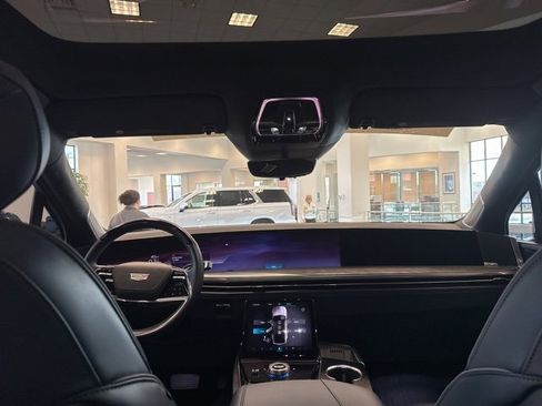 Certified 2025 Cadillac Escalade IQ Sport 2 image 17