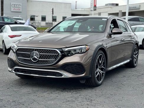 New 2025 Mercedes-Benz E 450 4MATIC All-Terrain Wagon image 7
