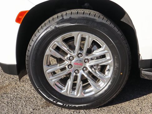 Used 2021 GMC Yukon SLT image 53