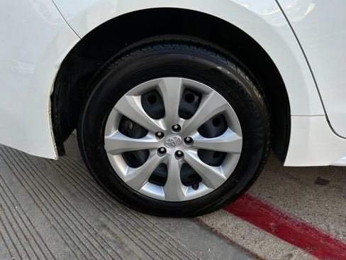 Used 2026 Toyota Corolla LE FWD image 9