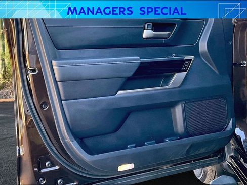 Used 2022 Toyota Tundra Limited image 24