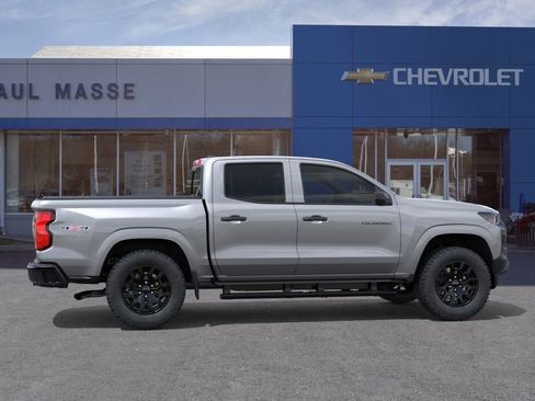 New 2026 Chevrolet Colorado W/T image 5