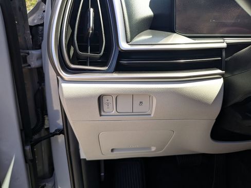 Certified 2025 Kia Sorento S image 31