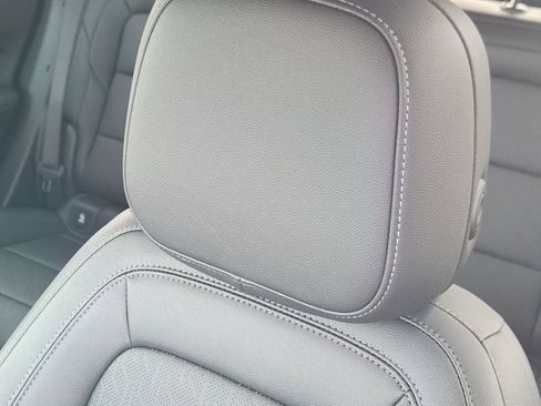 New 2026 Chevrolet Equinox LT w/ Convenience Package II FWD image 25