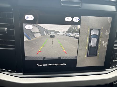 New 2026 Ford F250 XLT w/ XLT Premium Package image 27