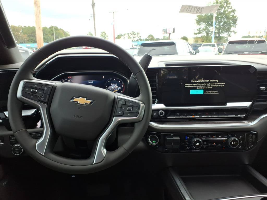 New 2026 Chevrolet Silverado 2500 LTZ w/ LTZ Convenience Package AWD/4WD image 13