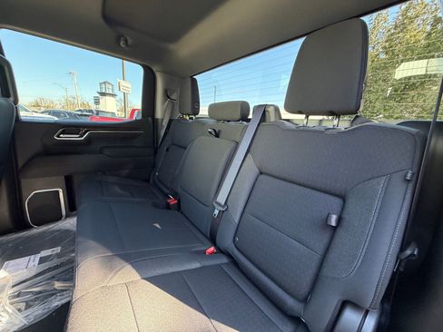 New 2026 GMC Sierra 1500 Elevation image 24