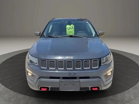 Used 2018 Jeep Compass Trailhawk w/ Cold Weather Group AWD/4WD image 5