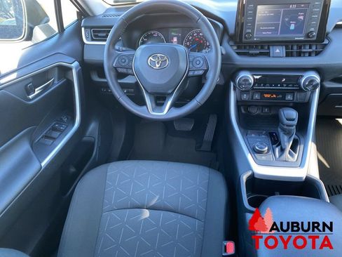 Used 2022 Toyota RAV4 XLE w/ XLE Grade Weather Package AWD/4WD image 27