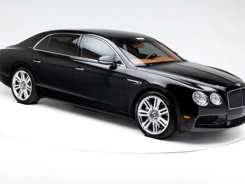 Used 2018 Bentley Flying Spur S V8 AWD/4WD image 13