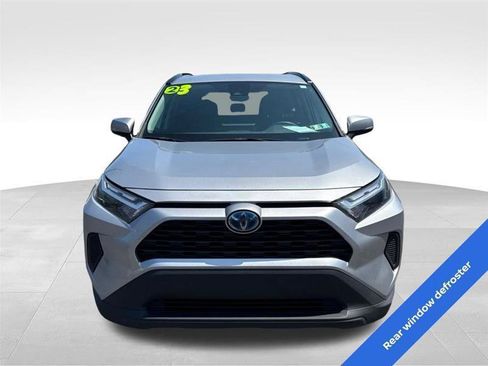 Used 2023 Toyota RAV4 LE AWD/4WD image 2