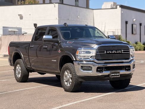 Used 2021 RAM 2500 Laramie AWD/4WD image 1