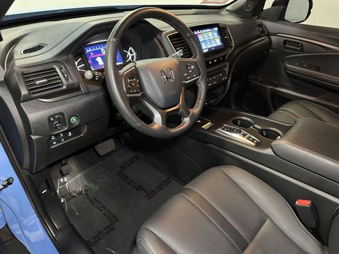 Certified 2024 Honda Passport TrailSport image 24