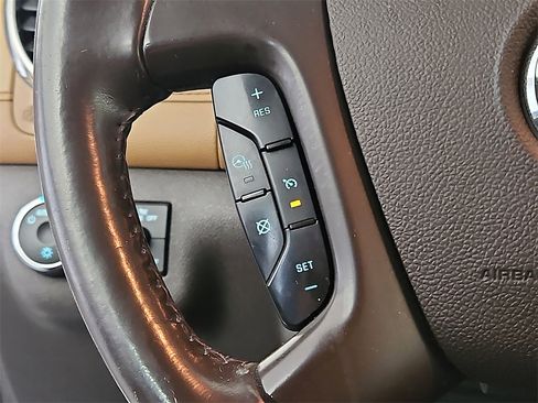 Used 2017 Buick Enclave Leather image 23