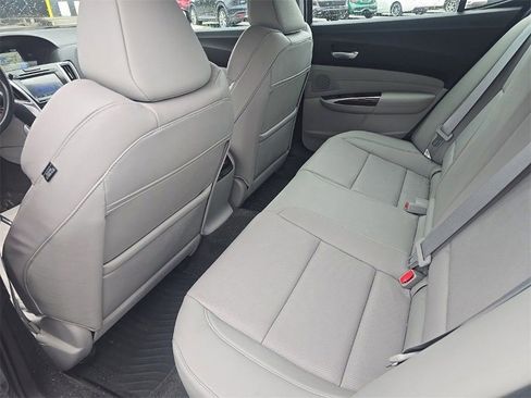 Used 2016 Acura TLX w/ Technology Package image 10