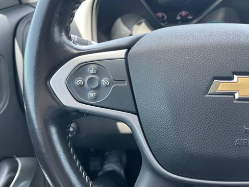 Used 2022 Chevrolet Colorado LT RWD image 14