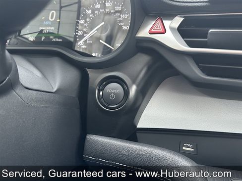 Used 2025 Toyota Sienna XLE w/ XLE Plus Package AWD/4WD image 28