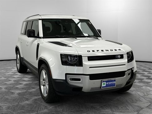 Used 2025 Land Rover Defender 110 S image 7