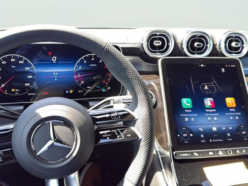 New 2026 Mercedes-Benz GLC 300 4MATIC image 14