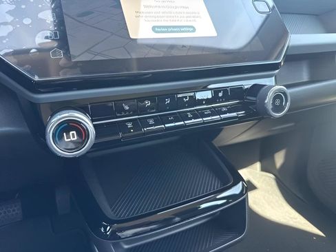 New 2027 Chevrolet Bolt LT w/ Comfort Package FWD image 23