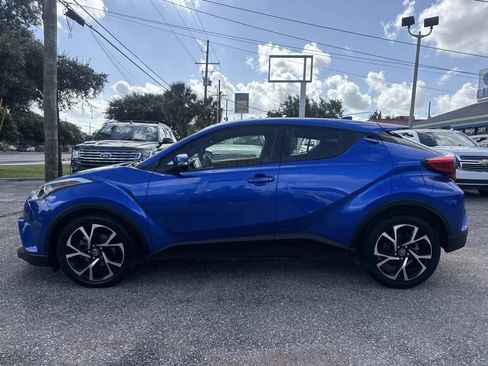 Used 2018 Toyota C-HR XLE FWD image 4