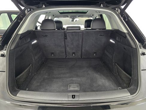 Used 2018 Audi Q5 2.0T Premium Plus w/ Premium Plus Package image 11