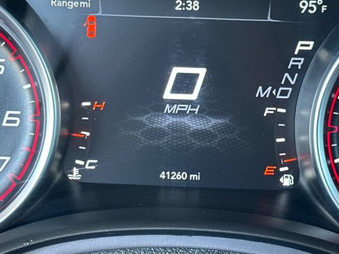 Used 2022 Dodge Charger SXT RWD image 36