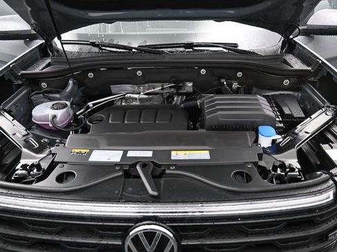 New 2026 Volkswagen Atlas Cross Sport SE image 15