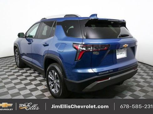 Used 2025 Chevrolet Equinox LT w/ Convenience Package II image 28