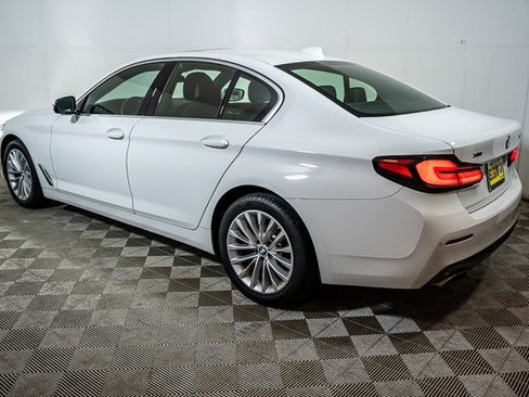 Used 2023 BMW 530i xDrive w/ Convenience Package image 28