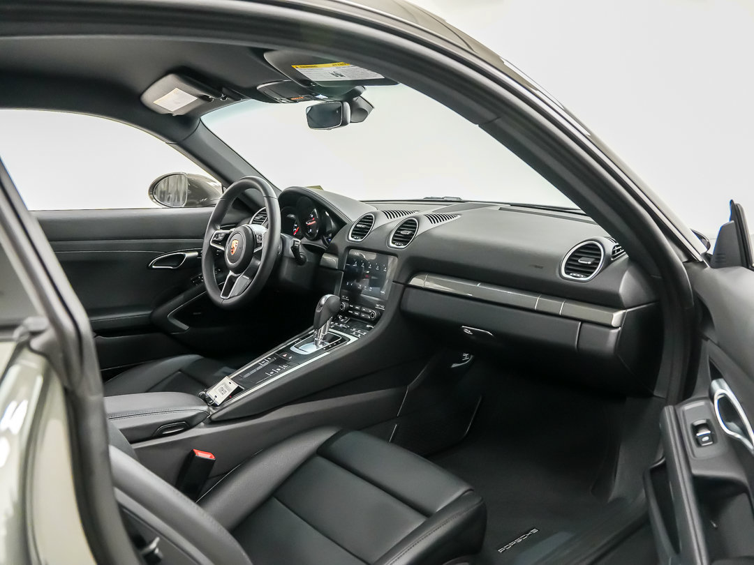 Certified 2025 Porsche 718 Cayman RWD image 15
