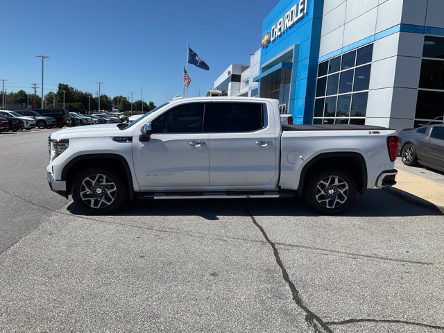 Used 2024 GMC Sierra 1500 SLT w/ SLT Premium Plus Package AWD/4WD image 4