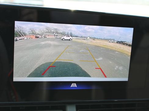 Used 2025 Chevrolet Trax LT image 39