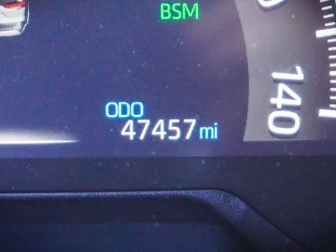 Used 2021 Toyota RAV4 XSE image 9