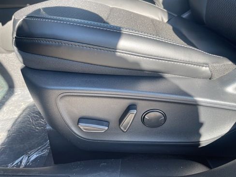 New 2024 Ford Escape SE image 12