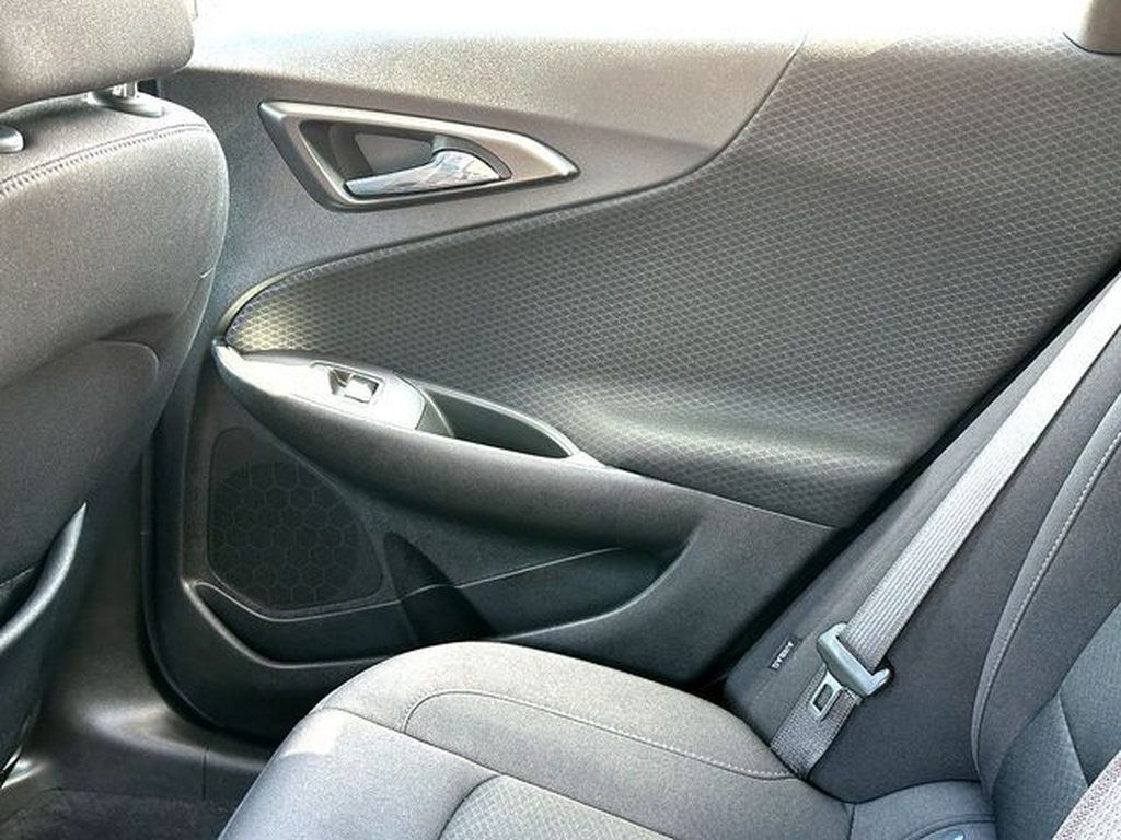 Used 2024 Chevrolet Malibu LT FWD image 20