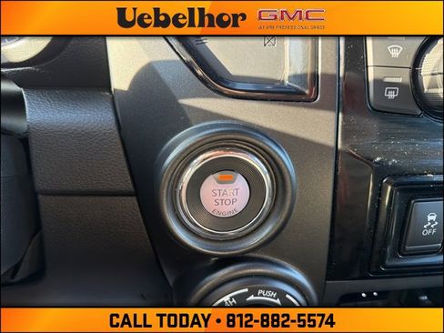 Used 2024 Nissan Titan PRO-4X image 23