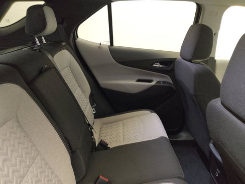 Used 2022 Chevrolet Equinox LT FWD image 19