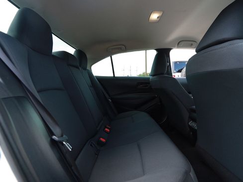 Used 2025 Toyota Corolla LE w/ Convenience Package FWD image 24
