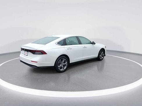 Used 2024 Honda Accord EX image 8