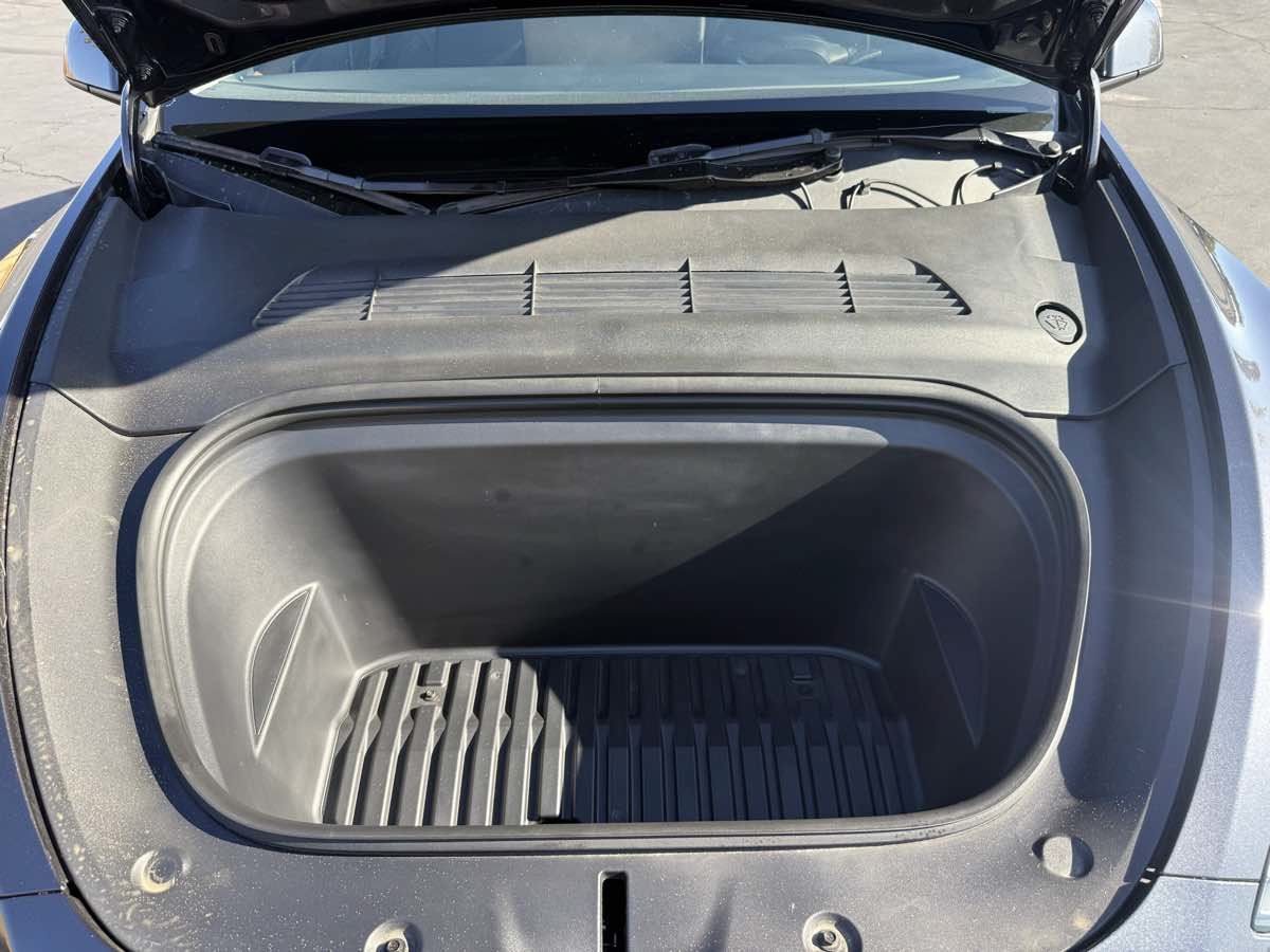 Used 2024 Tesla Model Y Long Range RWD image 26