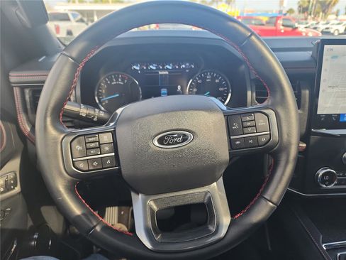 Used 2022 Ford Expedition Max Limited image 34