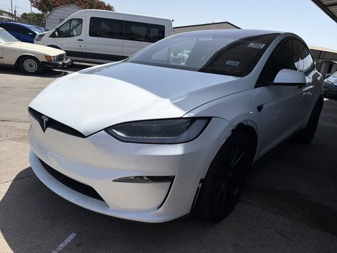 Used 2023 Tesla Model X AWD/4WD image 1